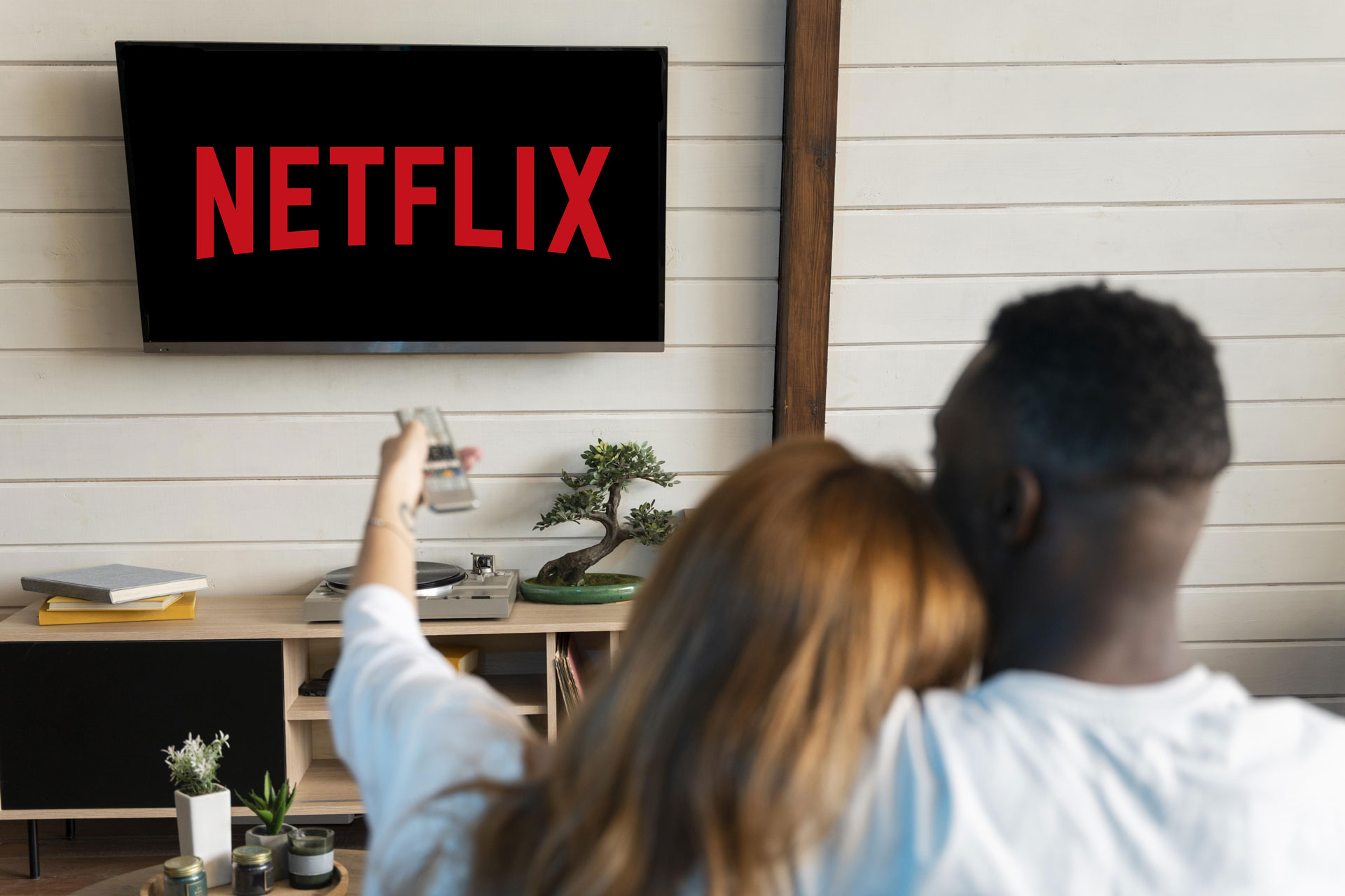 Netflix - Jaká je cena? + (RECENZE i alternativy)